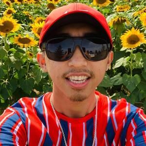 Meet your Posher, Vang